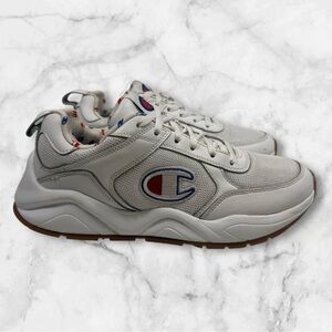 Women’s Champion 93eighteen size 9W